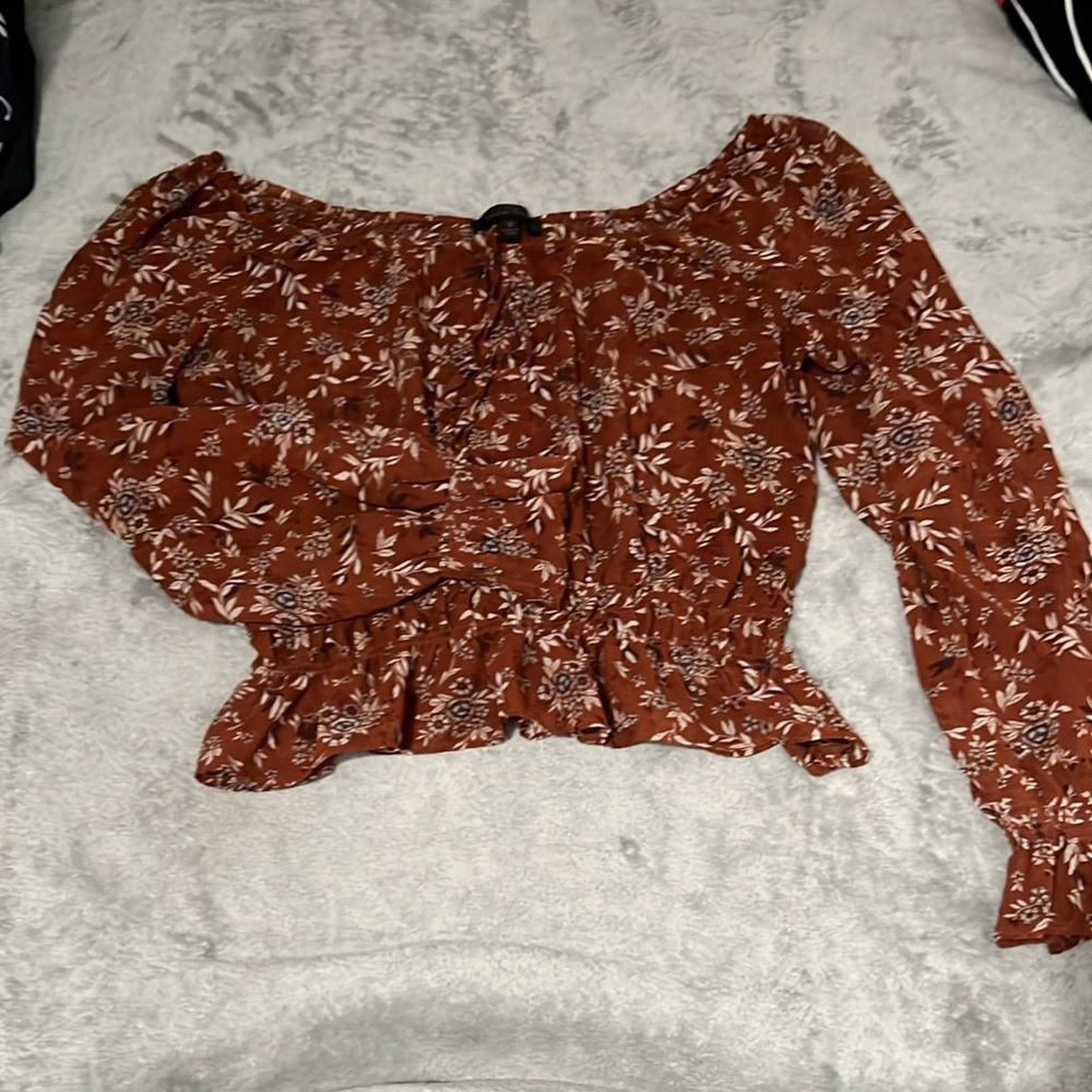 Love Tree Brown Ruffled Peplum Blouse